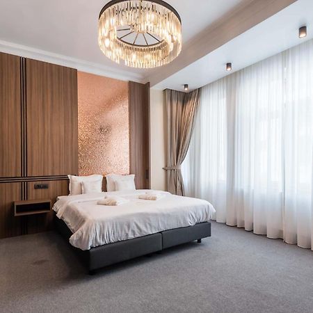 בוקרשט Highline Downtown Aparthotel Oldtown Unirii Square מראה חיצוני תמונה
