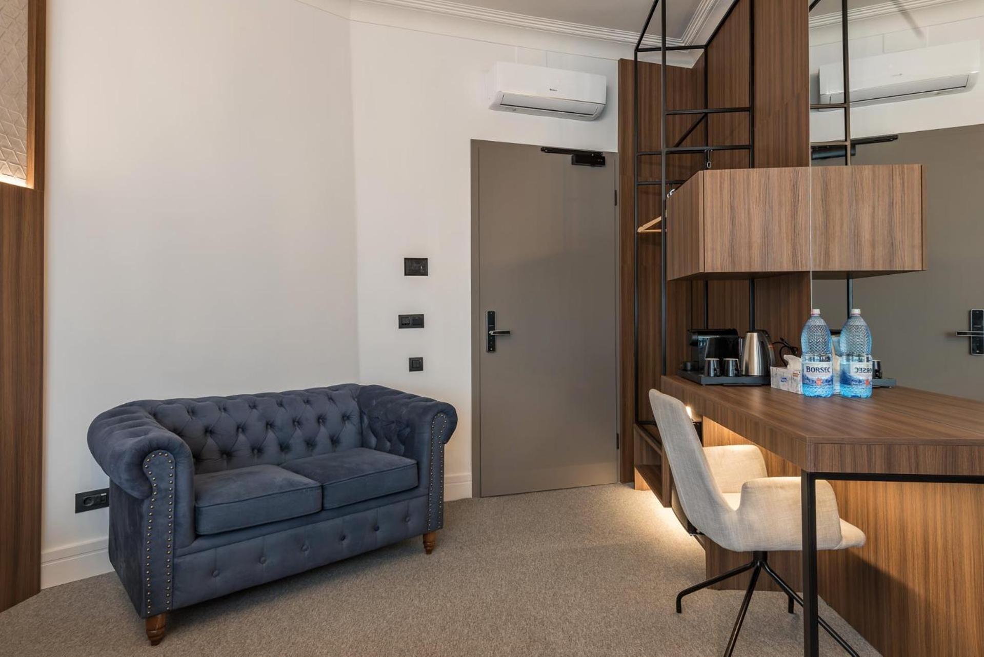 בוקרשט Highline Downtown Aparthotel Oldtown Unirii Square מראה חיצוני תמונה